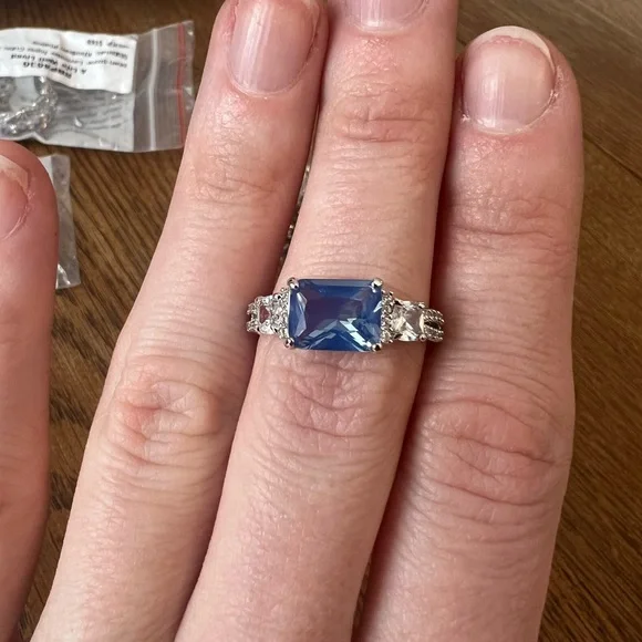 Bomb Party OG Size 8, “come hide away” . New, never worn, bp - Picture 2 of 4